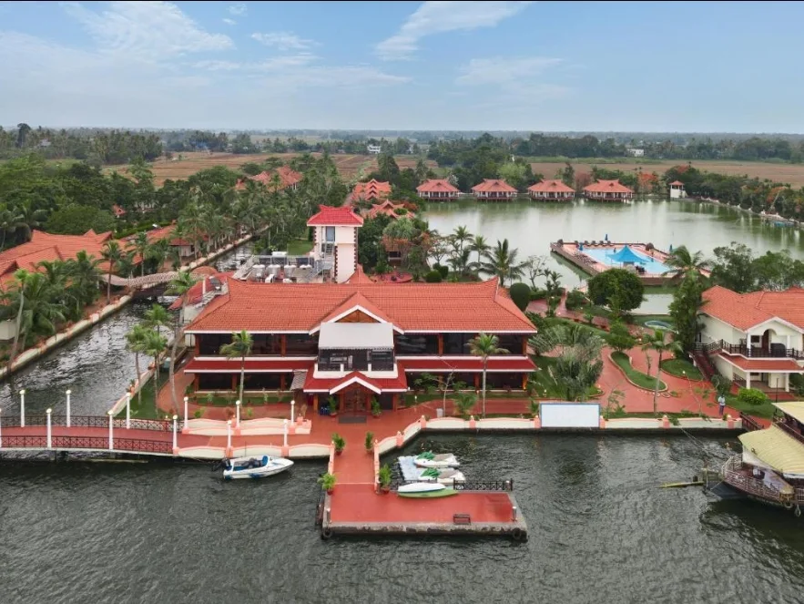 Exterior facade and entrance of Sterling Lake Palace Alleppey in Alleppey