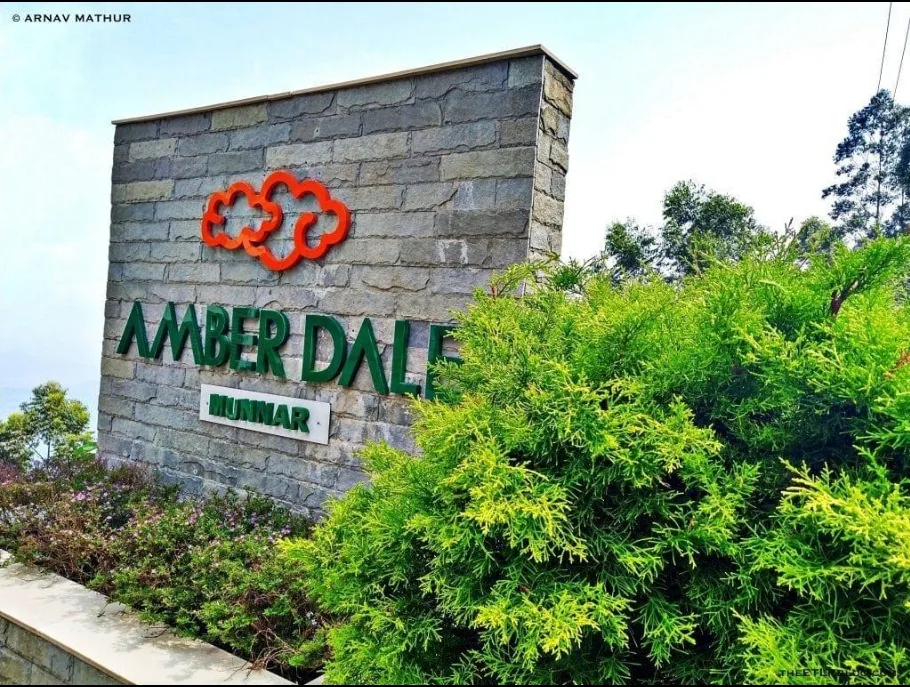 Exterior facade and entrance of Amber Dale Luxury Hotel & Spa in Munnar