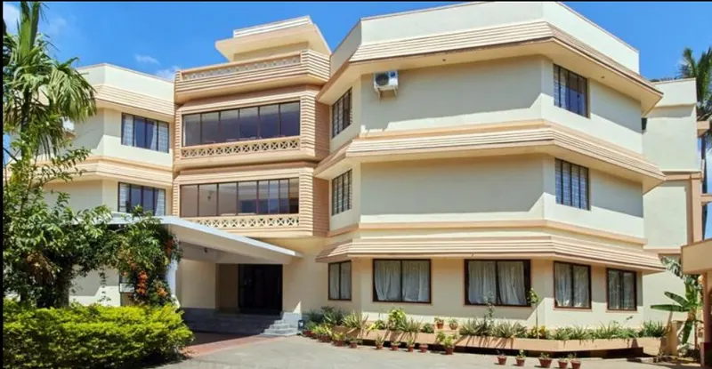 Michael's Inn entrance and reception lobby