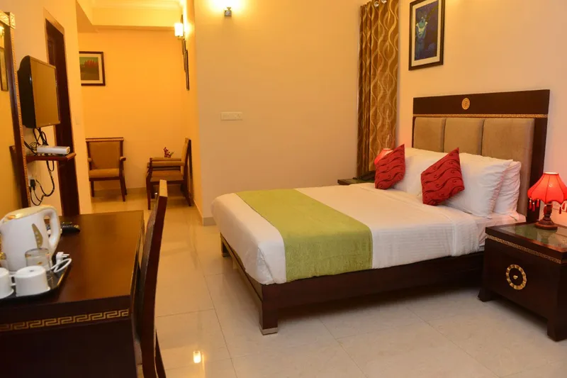 Maurya Rajadhani rooftop pool