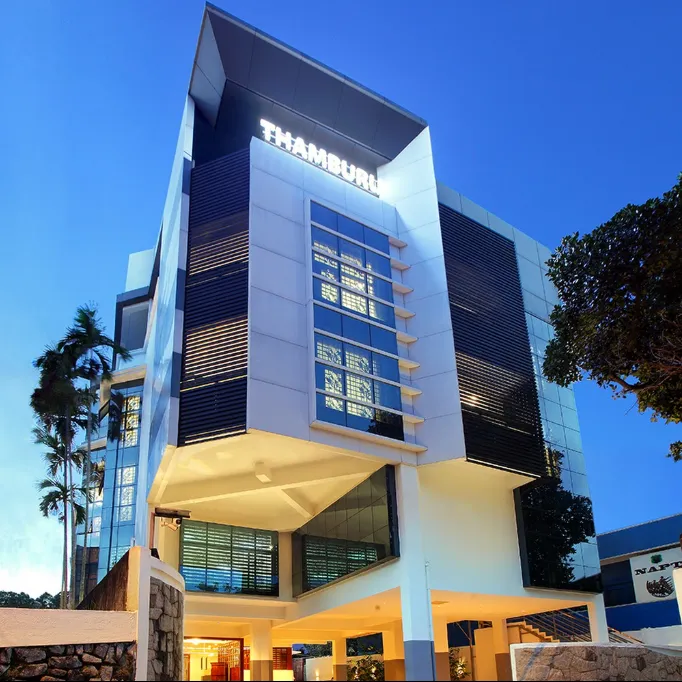 Hotel Thamburu International lobby and rooms