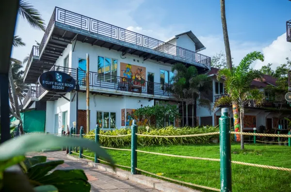 Black Beach Resort Varkala exterior facade in Varkala