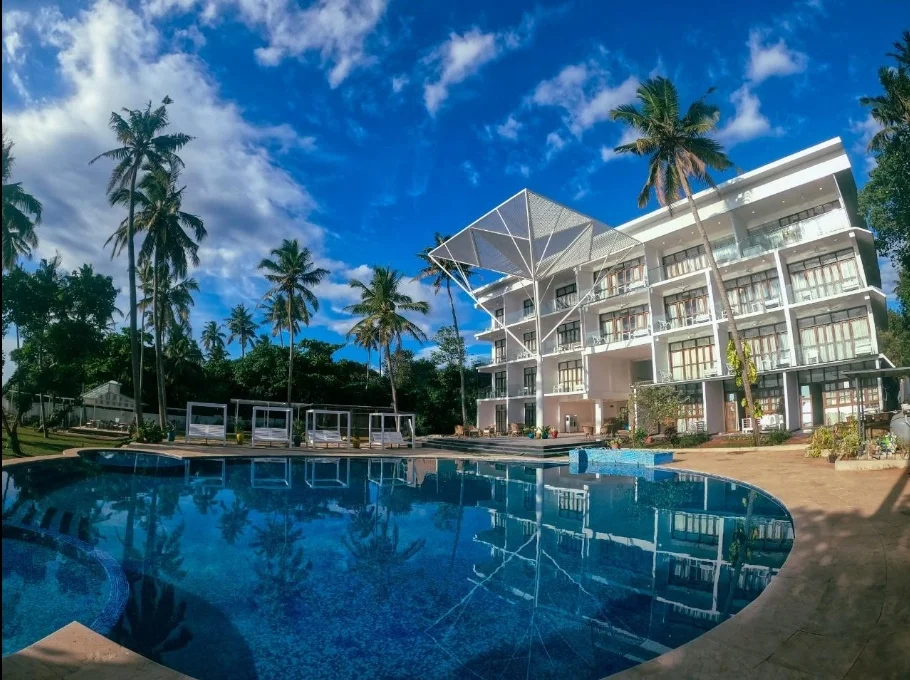 Exterior facade and entrance of Elixir Cliff Beach Resort in Varkala