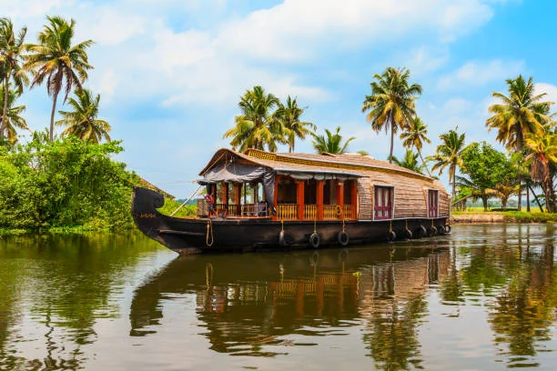 Kerala Backwater Experience